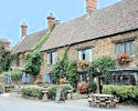 Cirencester accommodation - Red Lion Hotel